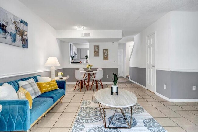 Building Photo - 111 E 1st St