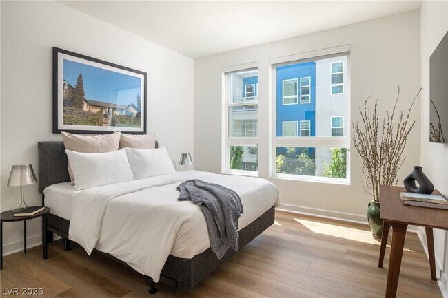 Building Photo - 11055 S Las Vegas Blvd