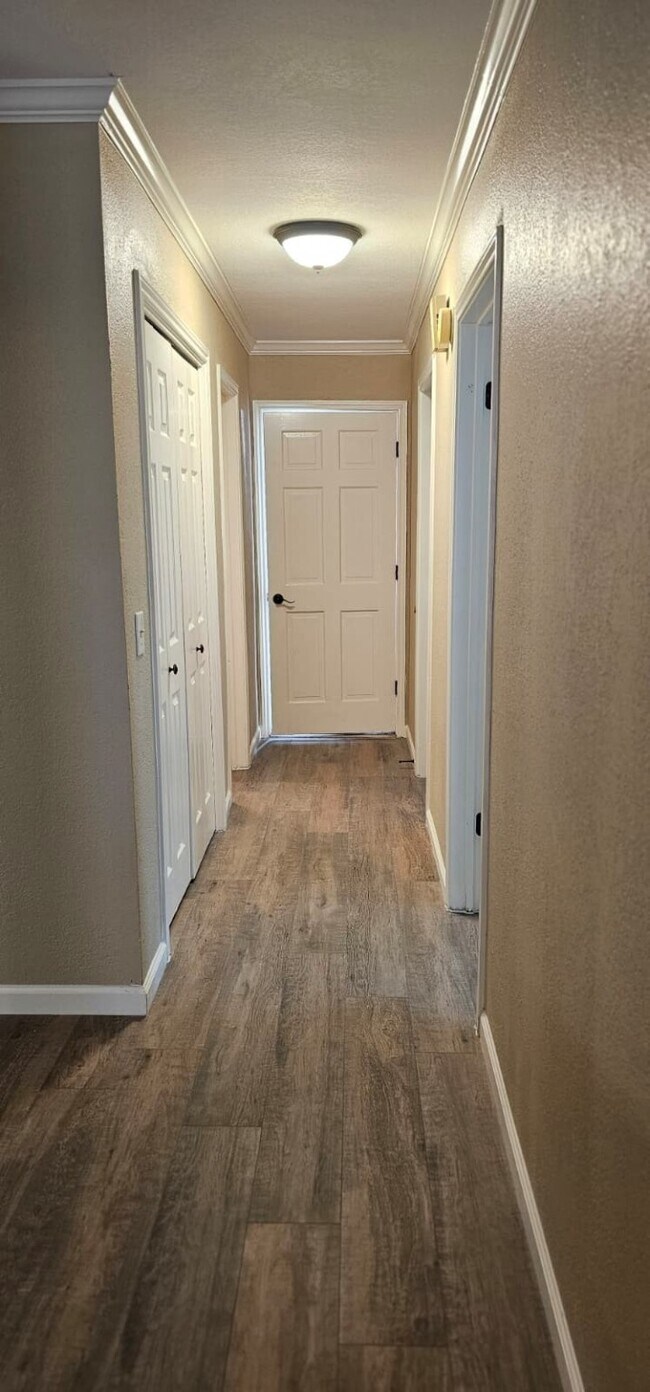 Building Photo - 3214 Bayou Crossing