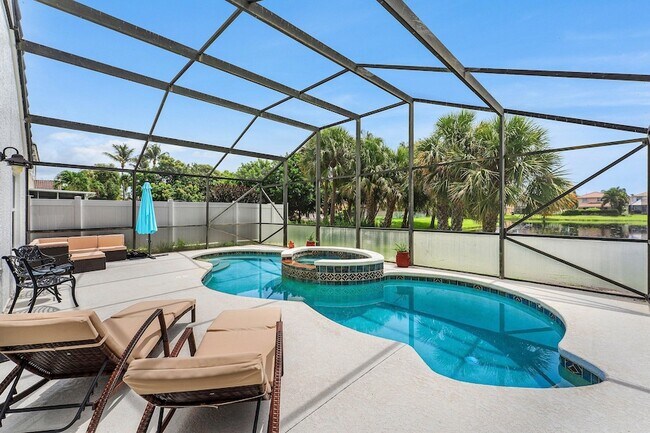Building Photo - 7076 Middlebury Dr