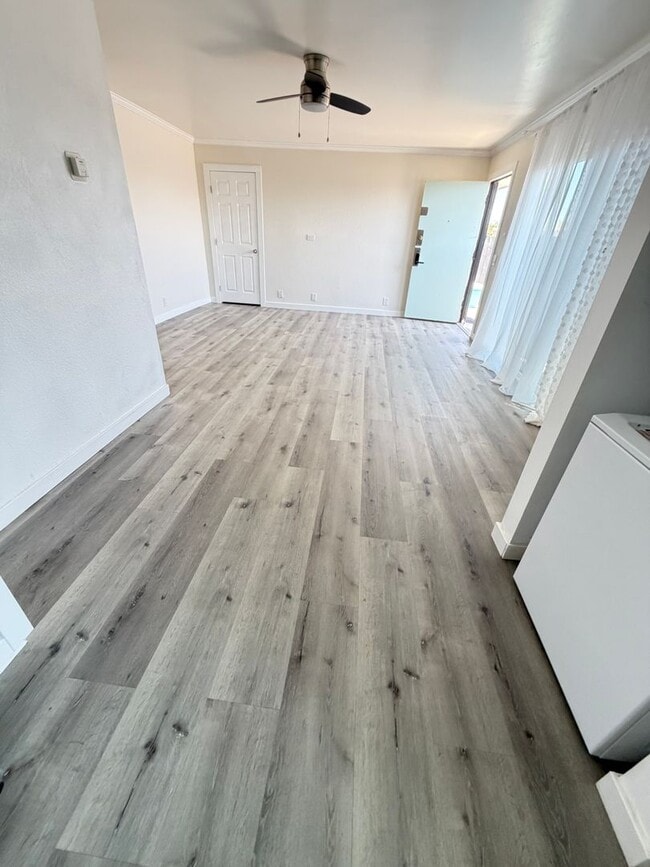 Building Photo - 311 Zenith St