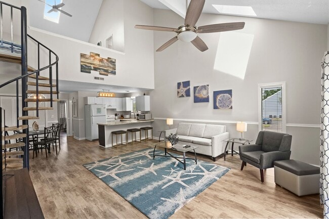 Primary Photo - Fully Furnished - Seasonal or Long Term Op...