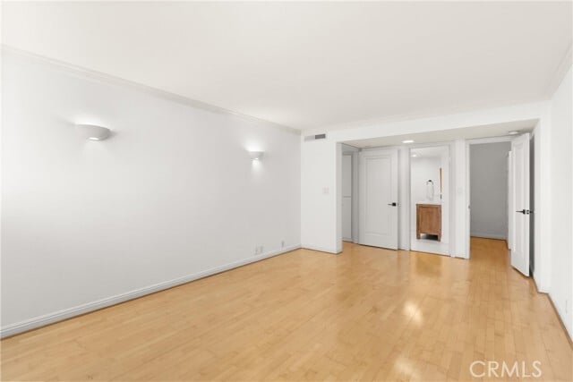Building Photo - 10535 Wilshire Blvd
