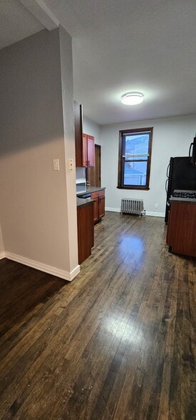 Building Photo - 3819 N Drake Ave