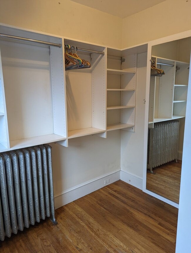 Building Photo - SEPTEMBER 1 Somerville Union Sq 1 BR with deck