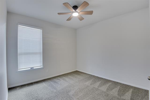 Building Photo - 701 Blacktail Dr