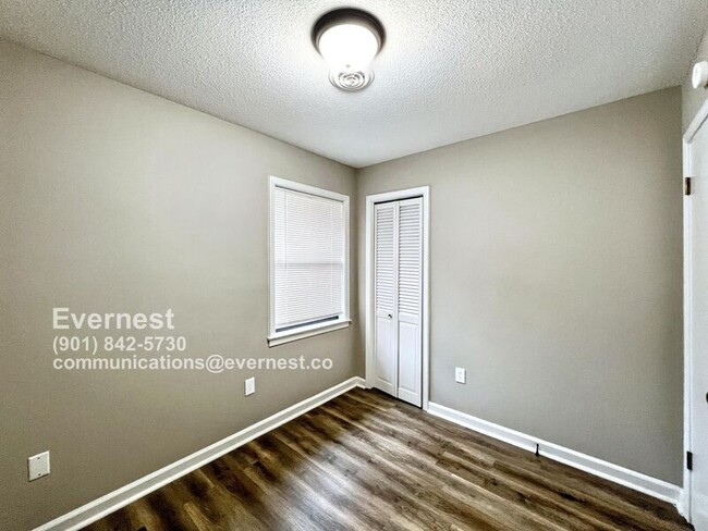 Building Photo - 731 Cumberland Cove