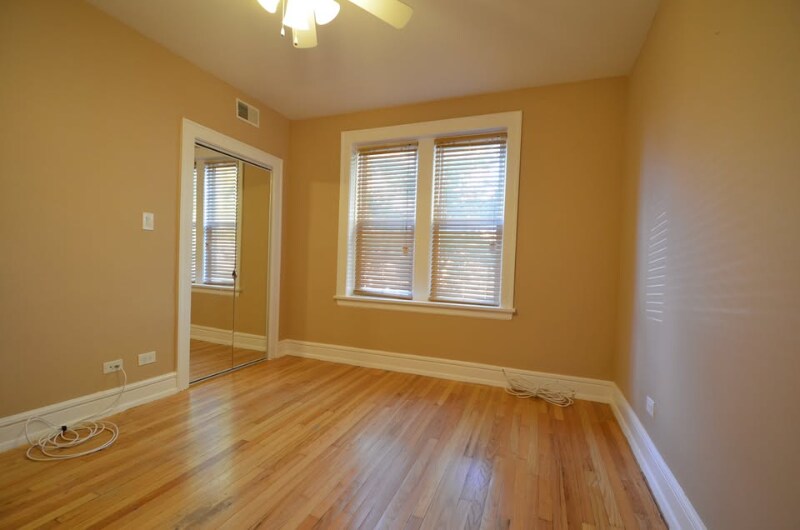 Building Photo - 4663 N Lowell Ave