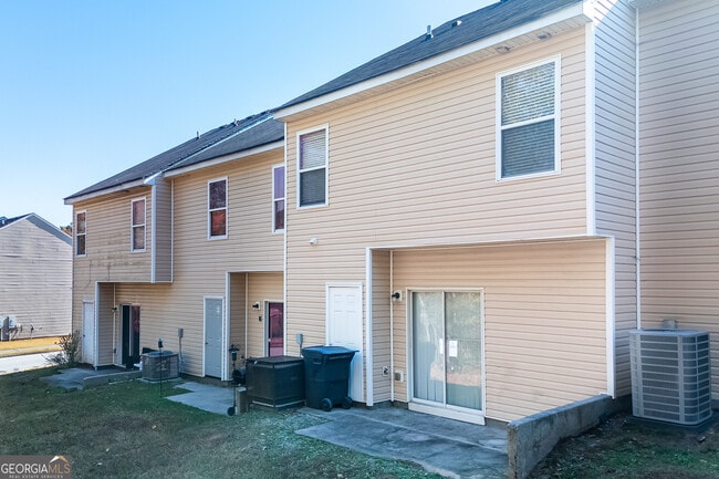 Building Photo - 2272 Bigwood Trail