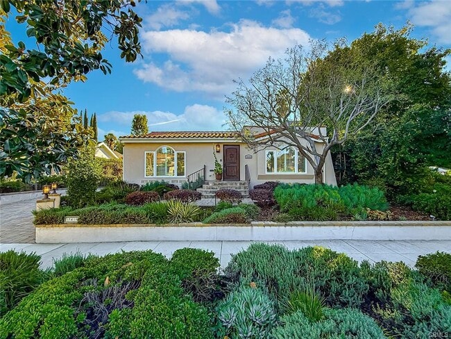 Building Photo - 15452 Varden St