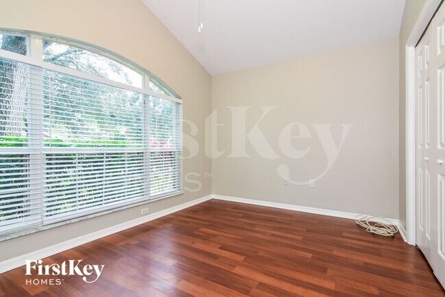 Building Photo - 3706 Treeline Dr