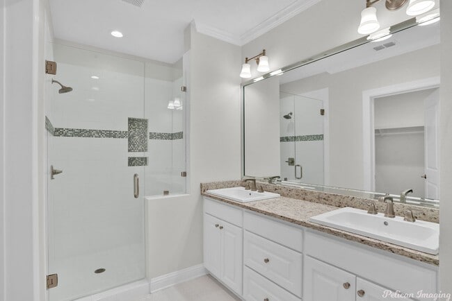 Building Photo - Visit this New Stunning Build in Provenanc...