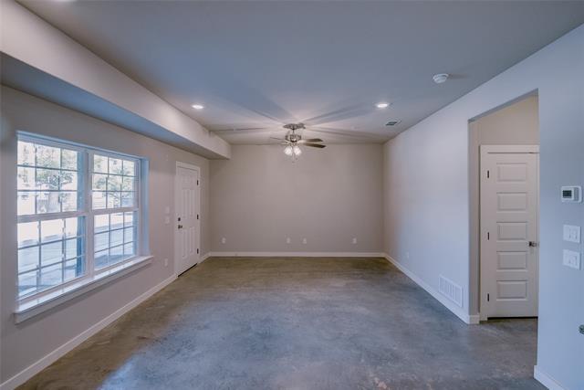 Building Photo - 2290 W Tarleton St