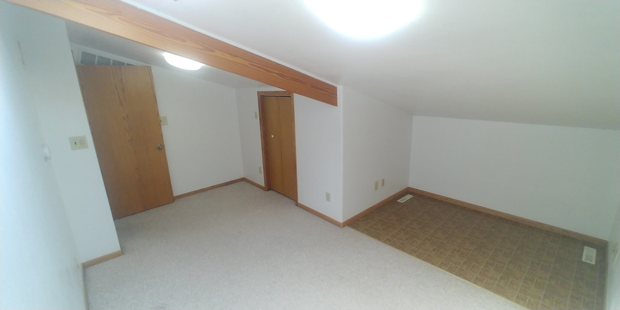 Building Photo - 7918 E 500N Rd