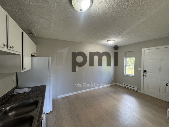 Building Photo - 2785 Wedge St