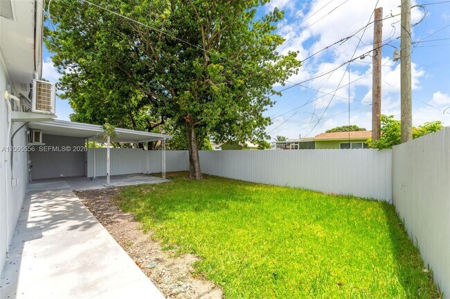 Building Photo - 17915 NW 43rd Ct