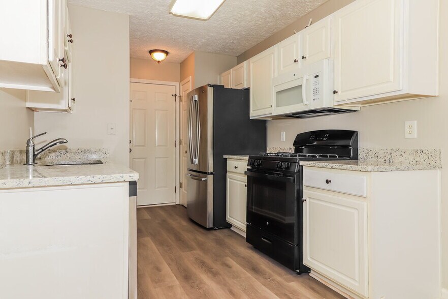 Building Photo - 168 Ilex Dr