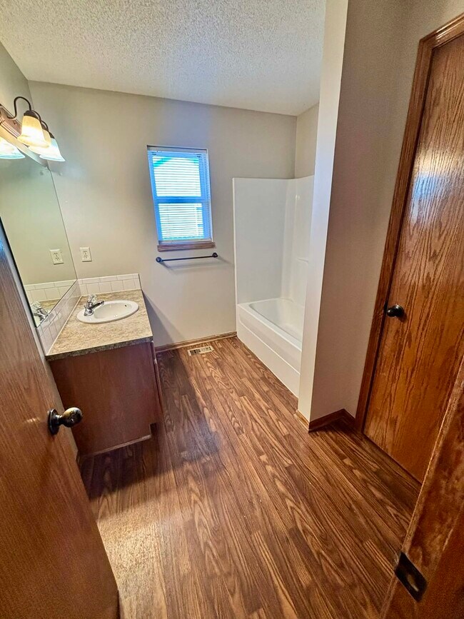 Building Photo - 2709 N Piatt Ave