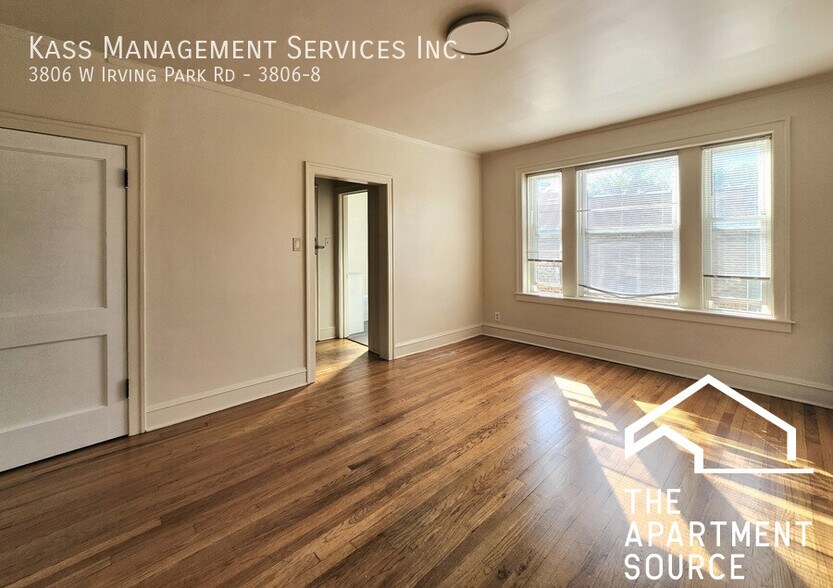 Building Photo - 3806 W Irving Park Rd