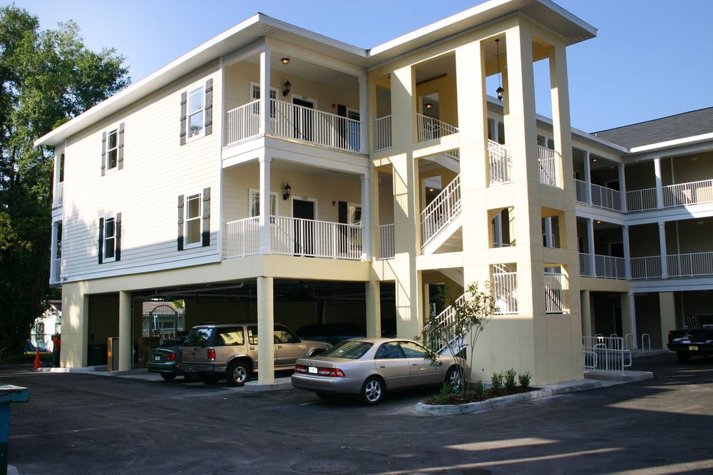 Building Photo - 1460 NW 3rd Pl
