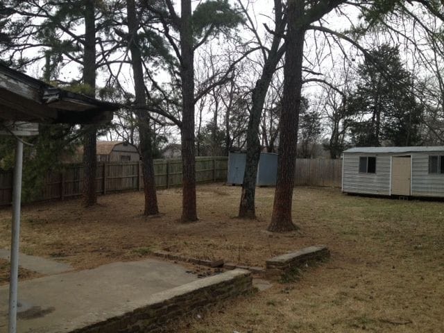 Building Photo - *Pre-Leasing* | Quaint Cottage Close to Everything!