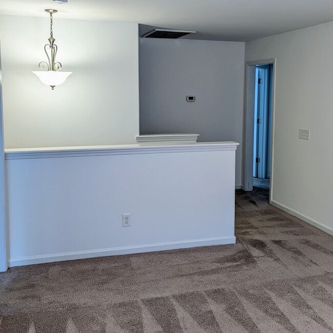 Building Photo - Beautiful 4 Bedroom Home in Palmetto Pointe