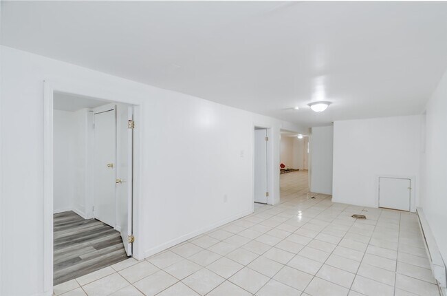 Building Photo - 404 Danforth Ave