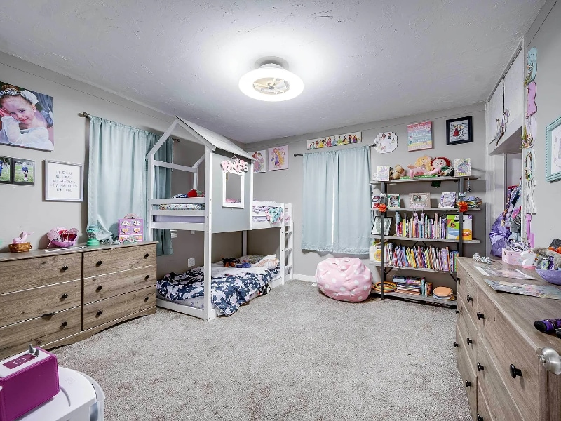 Building Photo - 705 S East St