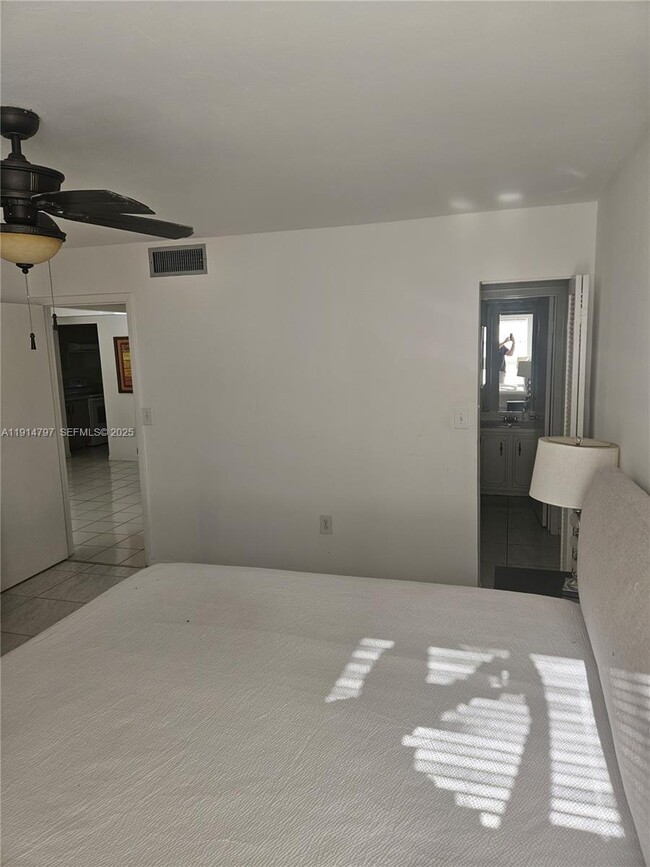 Building Photo - 201 178th Dr