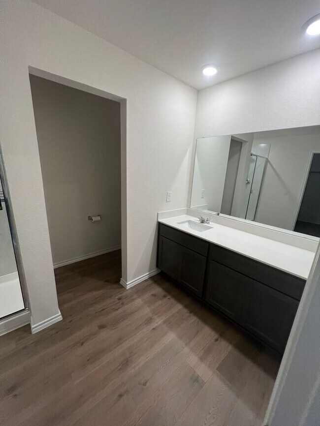 Building Photo - Charming 3-Bedroom 2-Baths Home in Magnolia