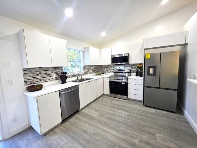 Building Photo - Vero Beach Rentals. Vero Beach Homes For Rent. Vero Beach Rent, LLC and Property Management Company