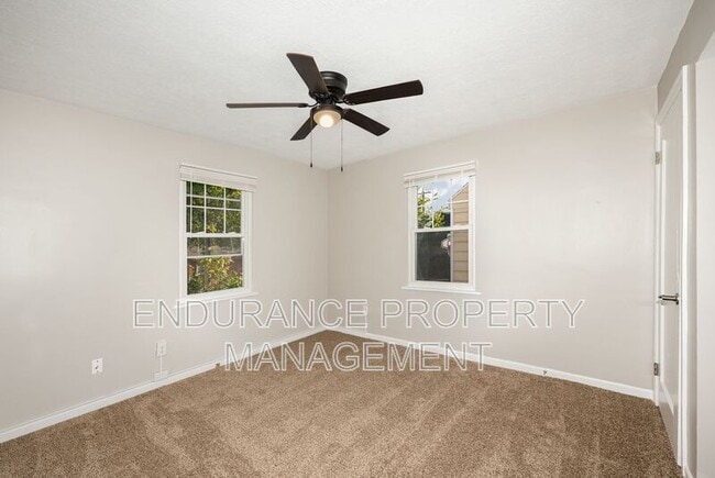 Building Photo - 359 Castlewood Ave