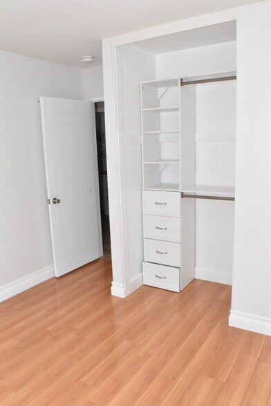Building Photo - 13247 Semora Pl