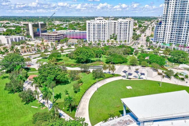 Building Photo - 1830 Radius Dr