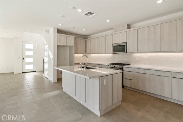 Building Photo - 75213 Aldrich Dr