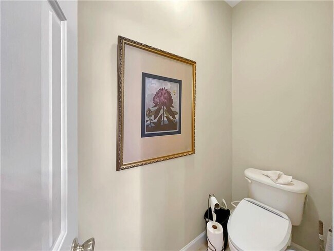 Building Photo - 1911 Berkshire Eve Dr