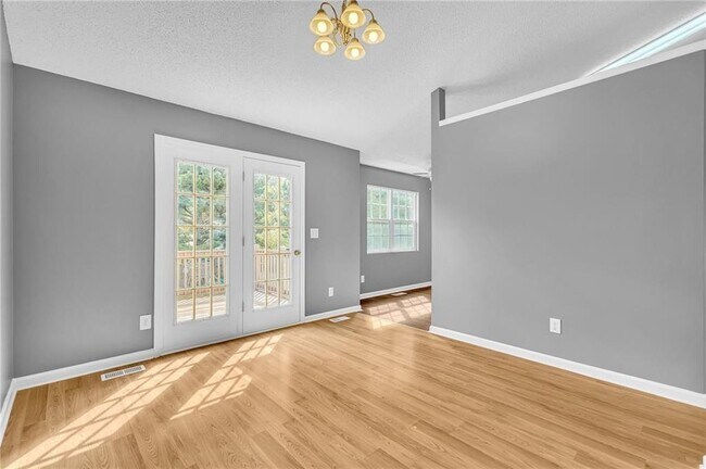 Building Photo - 226 Ashland Creek Ct