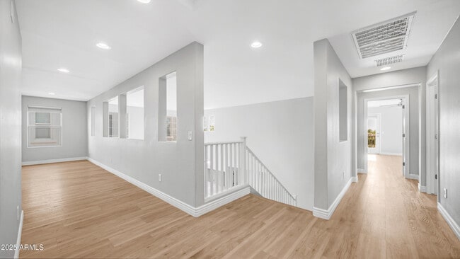Building Photo - 4349 S Helix