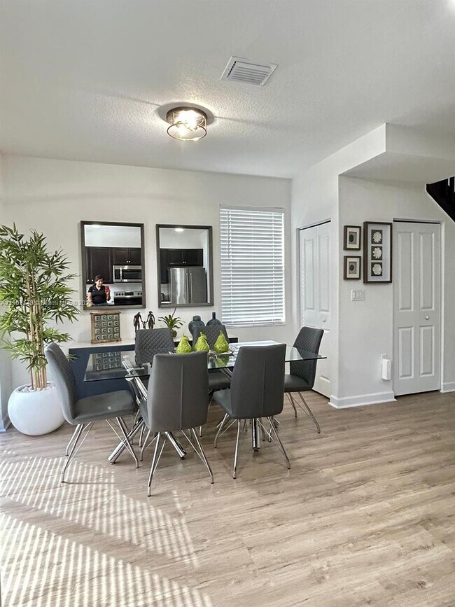 Building Photo - 11316 SW 249th St