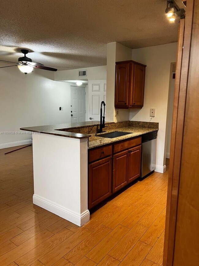 Building Photo - 2620 S University Dr