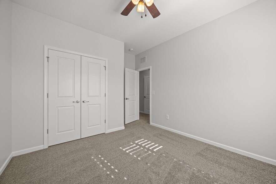 3RD BEDROOM - 1319 Rodessa Run