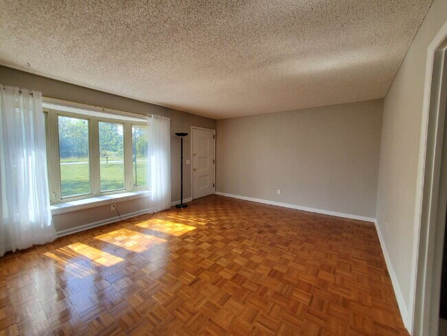 Primary Photo - "Charming and Newly Updated 2-Bed Duplex R...