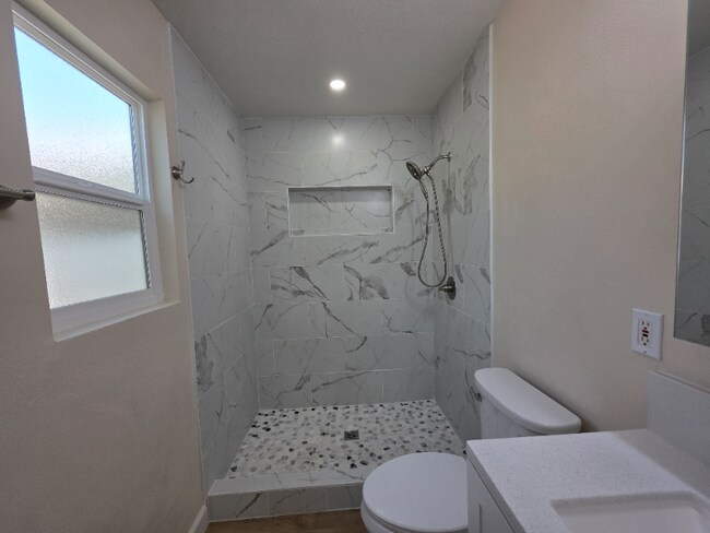 Building Photo - 24542 San Marcos Dr