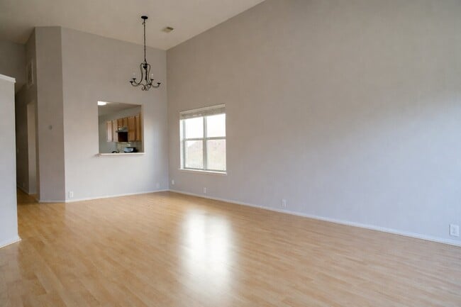 Building Photo - 10307 Sugarbridge Trail