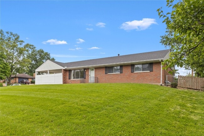 Building Photo - 1001 Schulte Rd