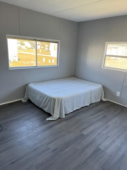 Building Photo - 6712 Stardust Ln