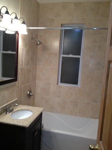 Building Photo - 8615 S Colfax Ave