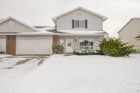 Building Photo - 1602 S Campbell Trail