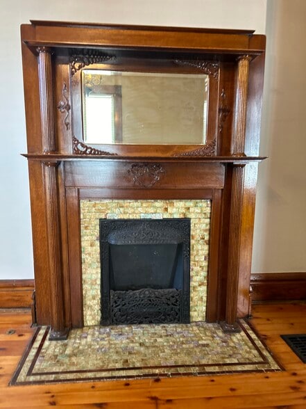 Fireplace - 118 E Kossuth St