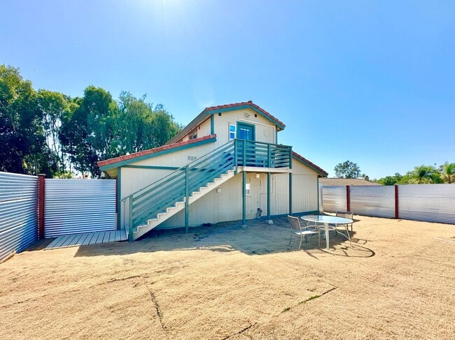 Building Photo - Beautiful Upstairs Studio Guest House Unit on Private Property, Amazing Views, All Main Utilities...